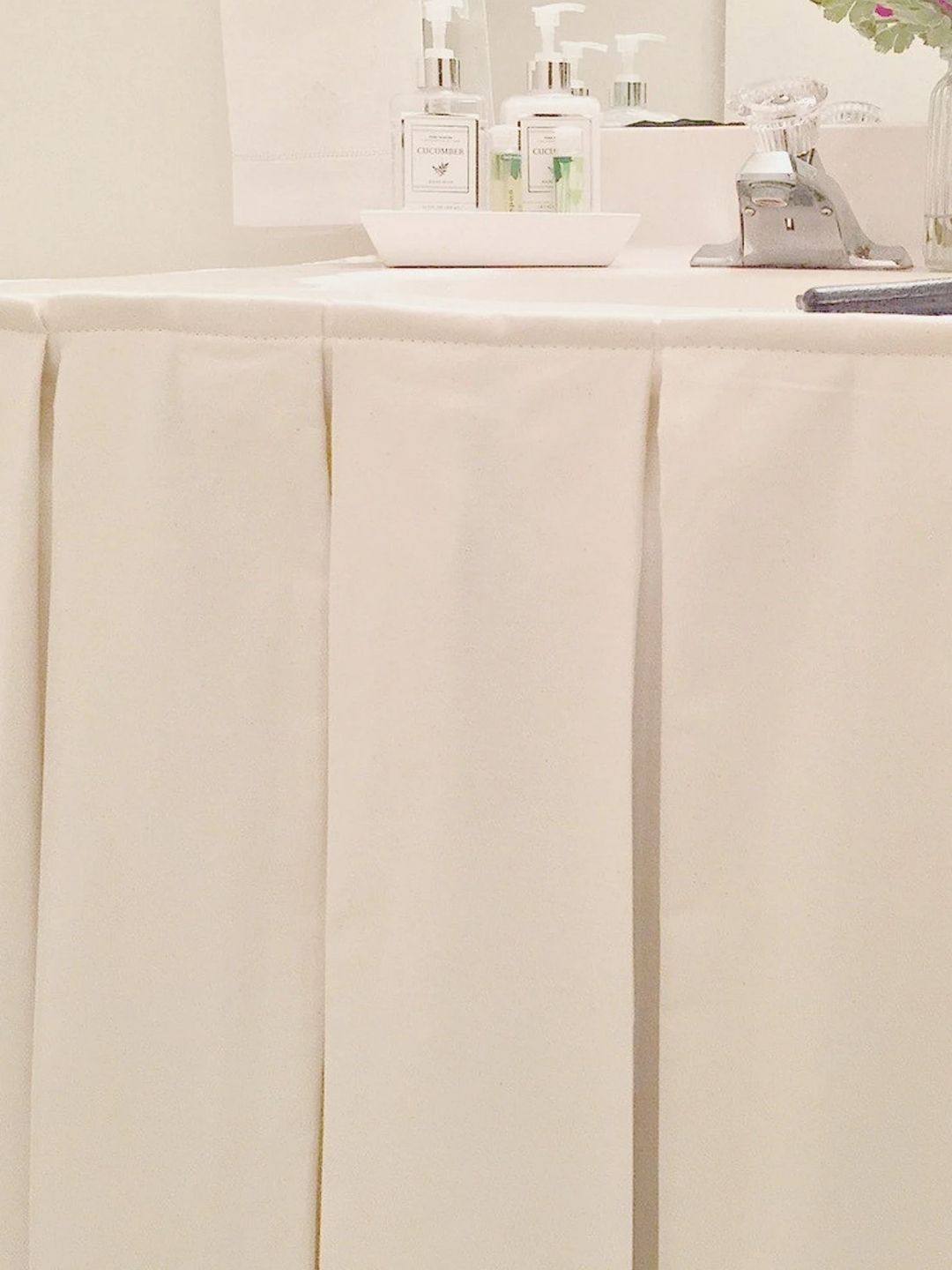 FrenchVanillaCharm, Pleated Sink Skirt