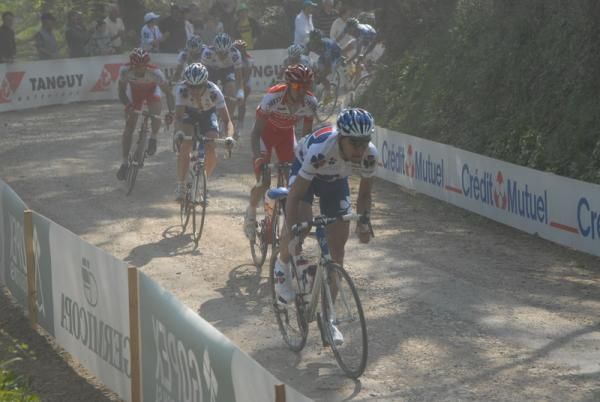The peloton on les Ribins