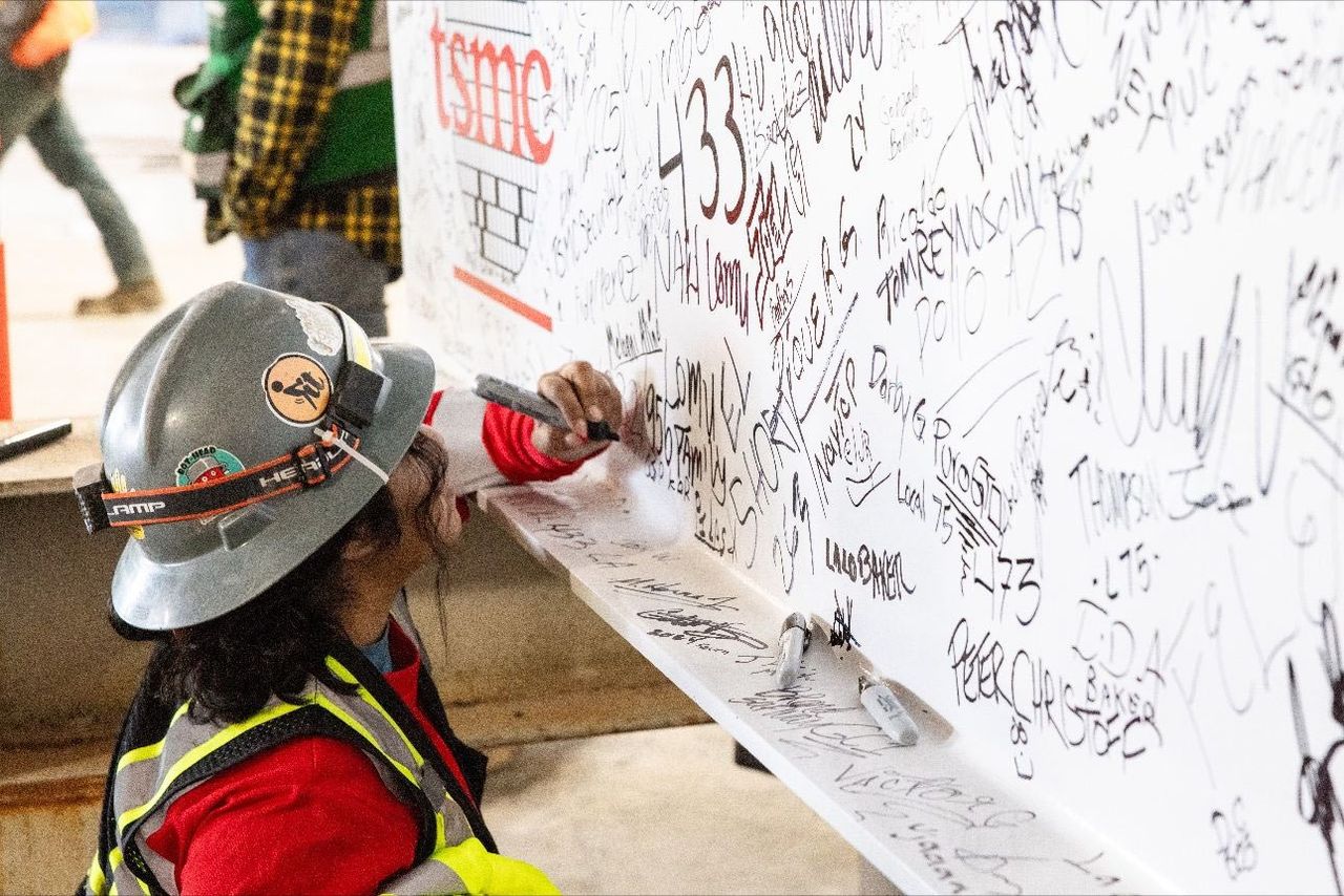 TSMC celebrates Arizona topping out milestone