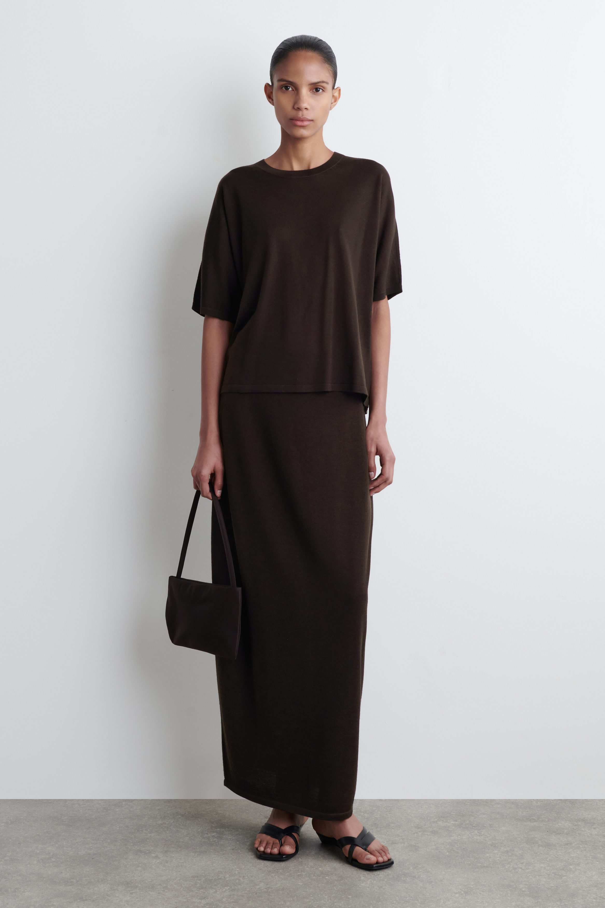 Rounded Merino Wool Maxi Skirt