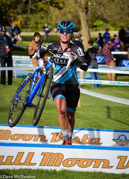 Caroline Mani (Raleigh Clement) leading the race at the uphill barriers