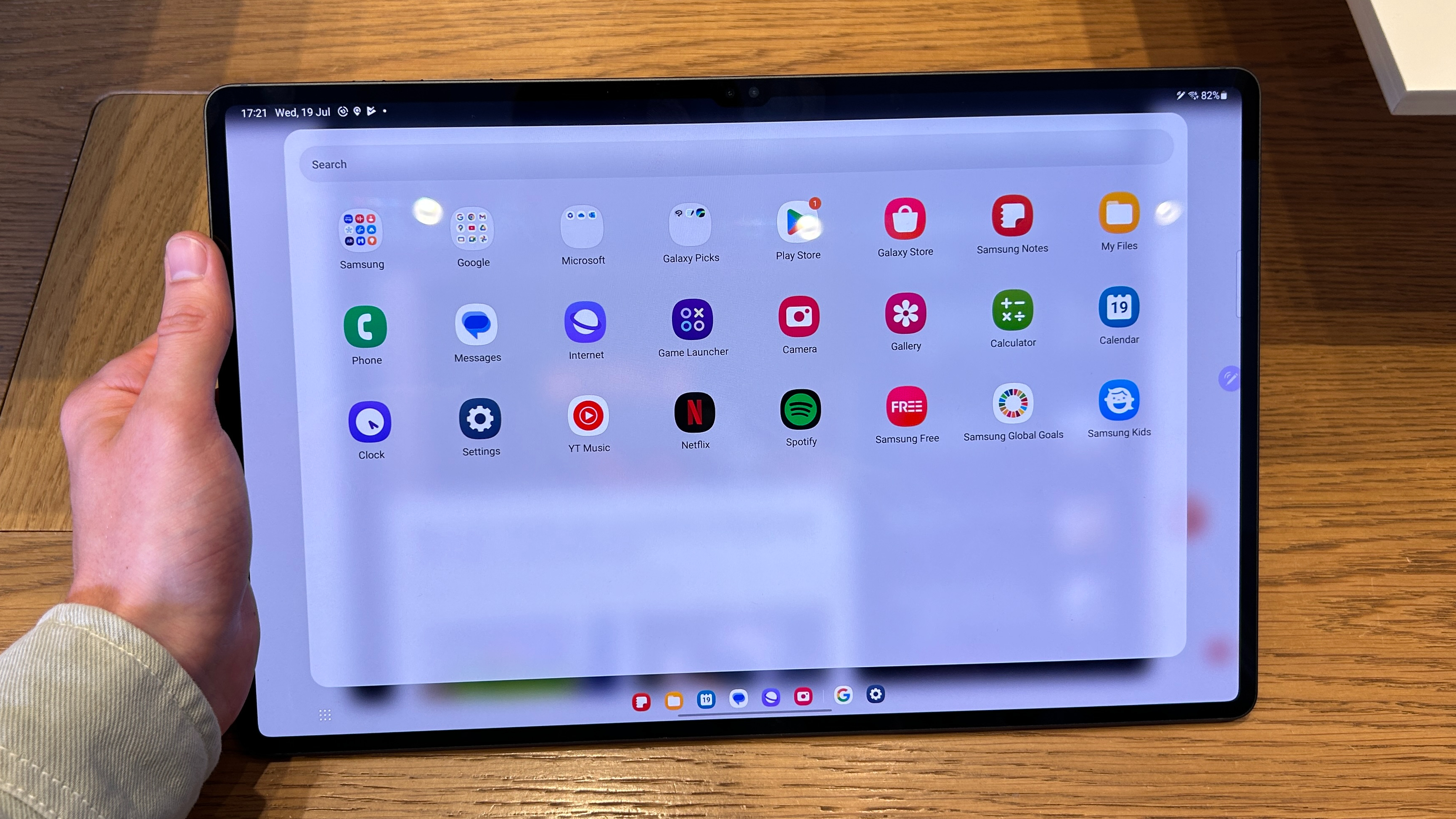 Samsung Galaxy Tab S9 Ultra display