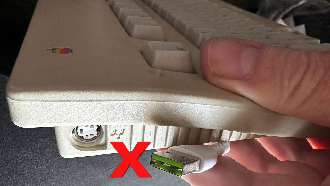 I built a configurable ADB-to-USB adaptor to use a vintage 1990