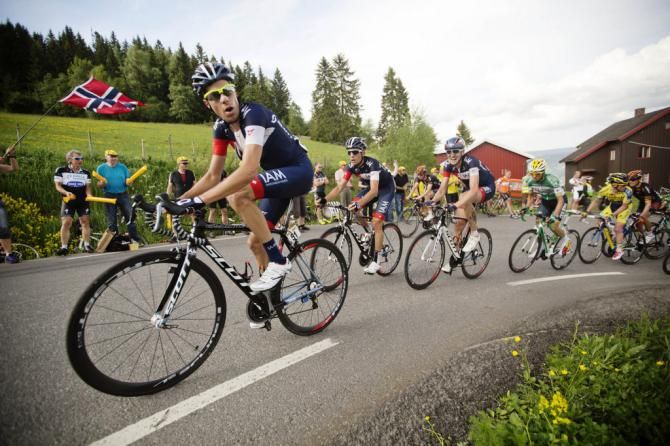 IAM Cycling setting the tempo
