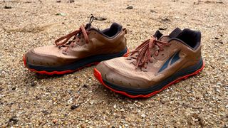 Fastpacking – My trail running shoe of choice: the Altra Lone Peak 6
