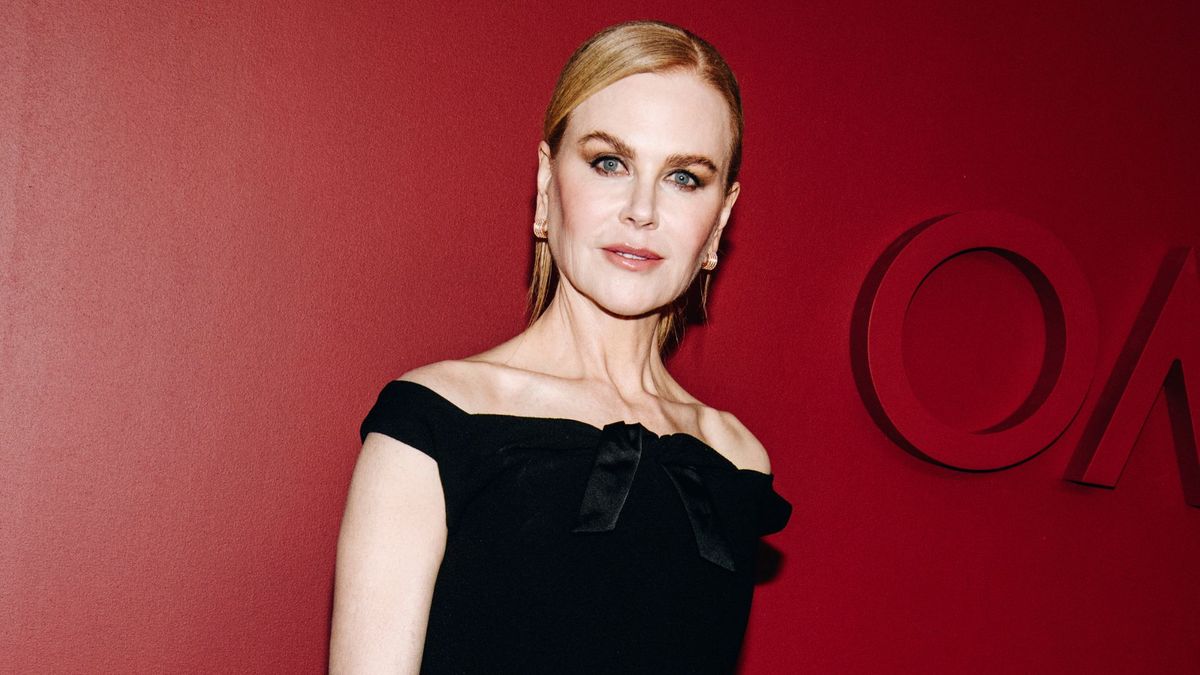 Nicole Kidman shines in an Old Hollywood-inspired outfit | Woman & Home