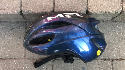 MET Rivale MIPS helmet