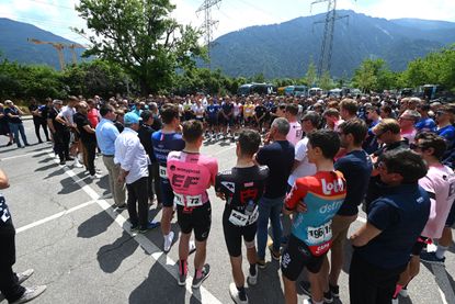Sombre scenes at the Tour de Suisse 2023 stage six after the death of GIno Mader
