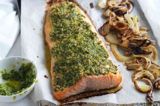 Salmon-with-parsley-pesto