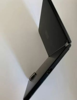 Images of alleged Microsoft Surface Duo 2