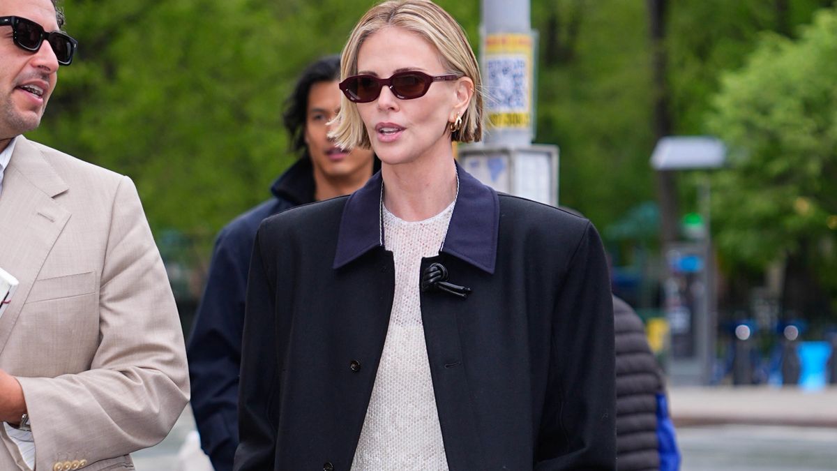 H&M Just Dropped a $40 Version of the Flat Shoe Trend That Every Celeb Is Already Wearing For Fall