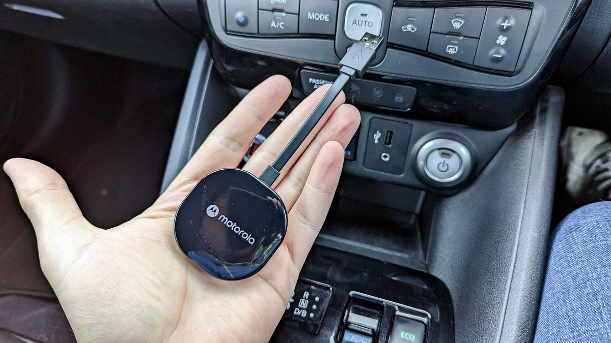 Motorola MA1 review No frills Android Auto — without the wires Tom