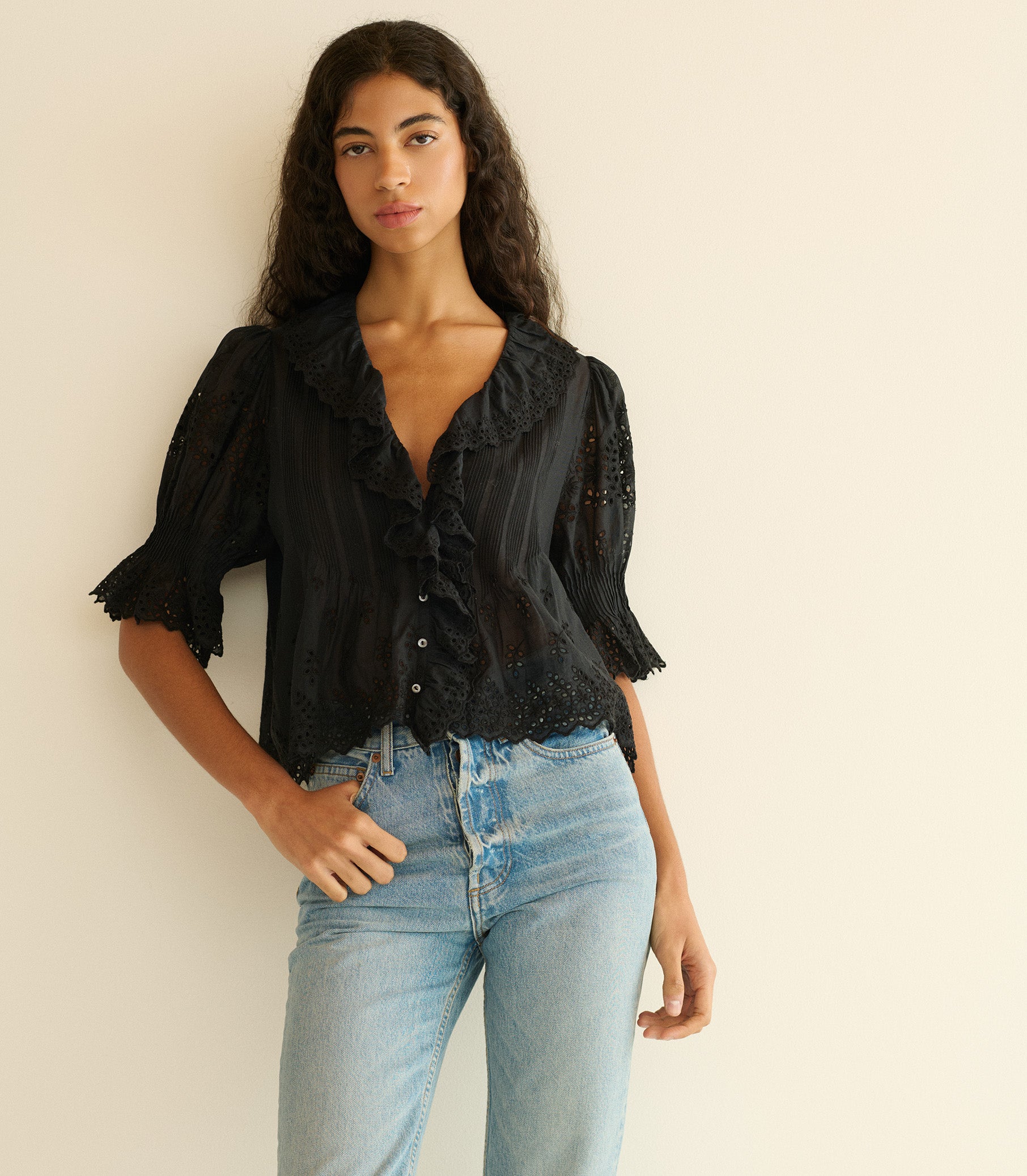 Henri Top -- Black Eyelet