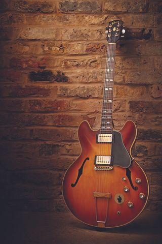 Detail of a Gibson 1964 ES-345 TD electric guitar, taken on October 21, 2014.