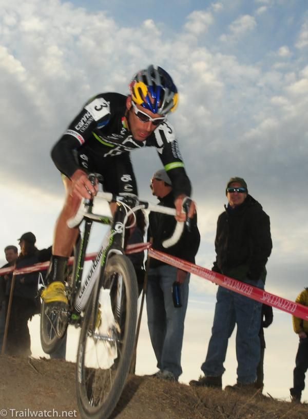 Tim Johnson (Cannondale) descending in pursuit of Jones