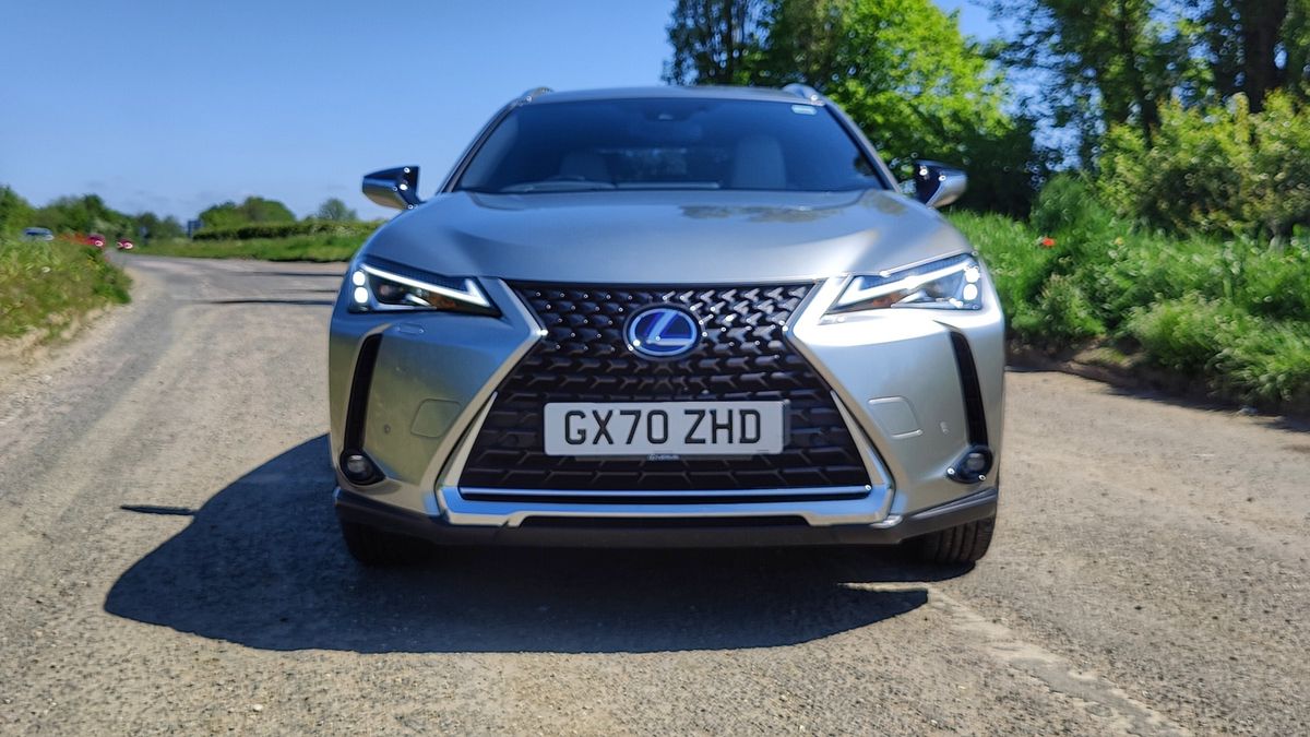 Lexus UX 300e