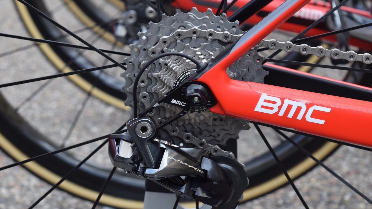 BMC's proprietary rear derailleur hanger
