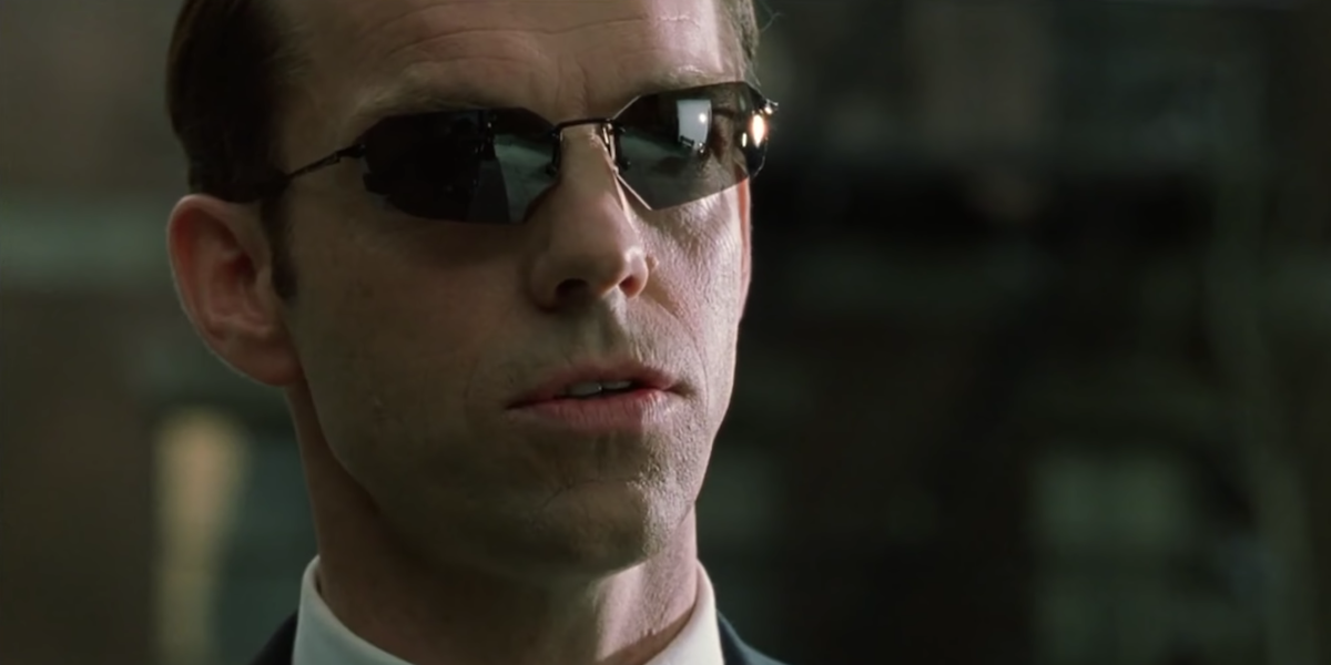 Hugo Weaving  Hugo weaving, The matrix movie, Agent smith