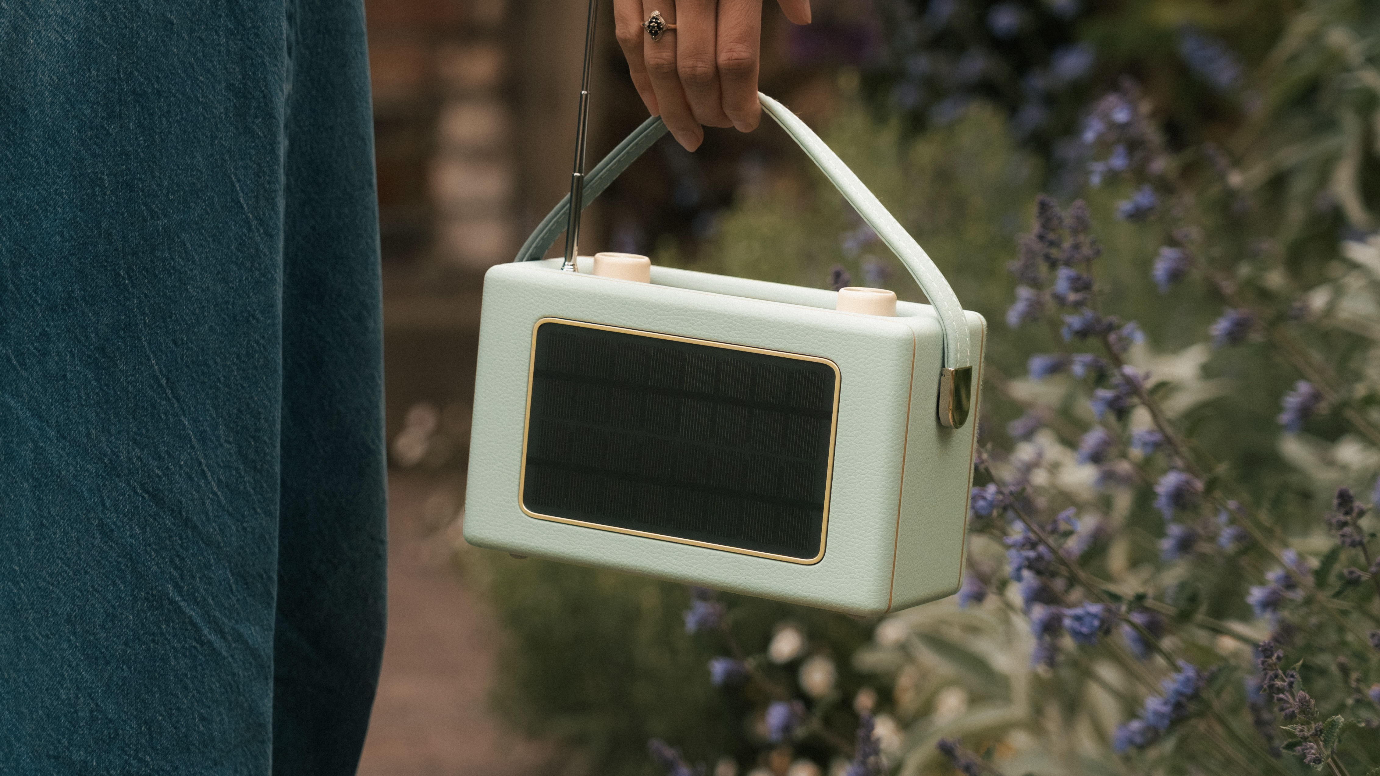 Roberts Uno Solar solar panel