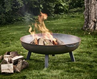 Choose the best fire pit for the garden