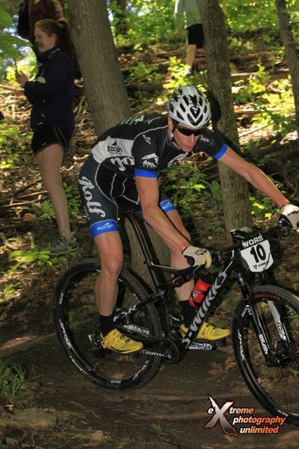 Tristan Schouten masters the technical switchbacks