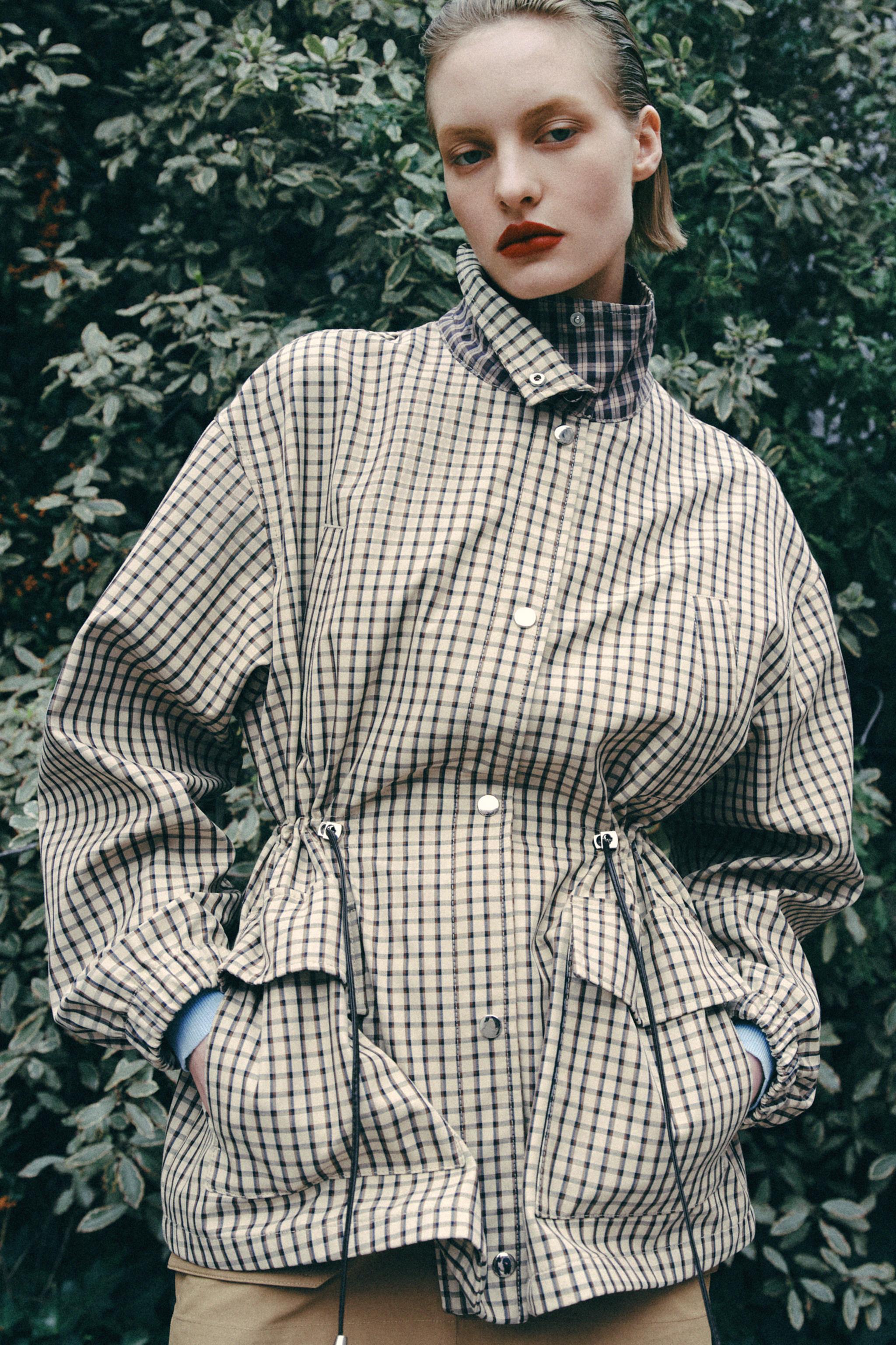 Plaid High-Neck Jacket