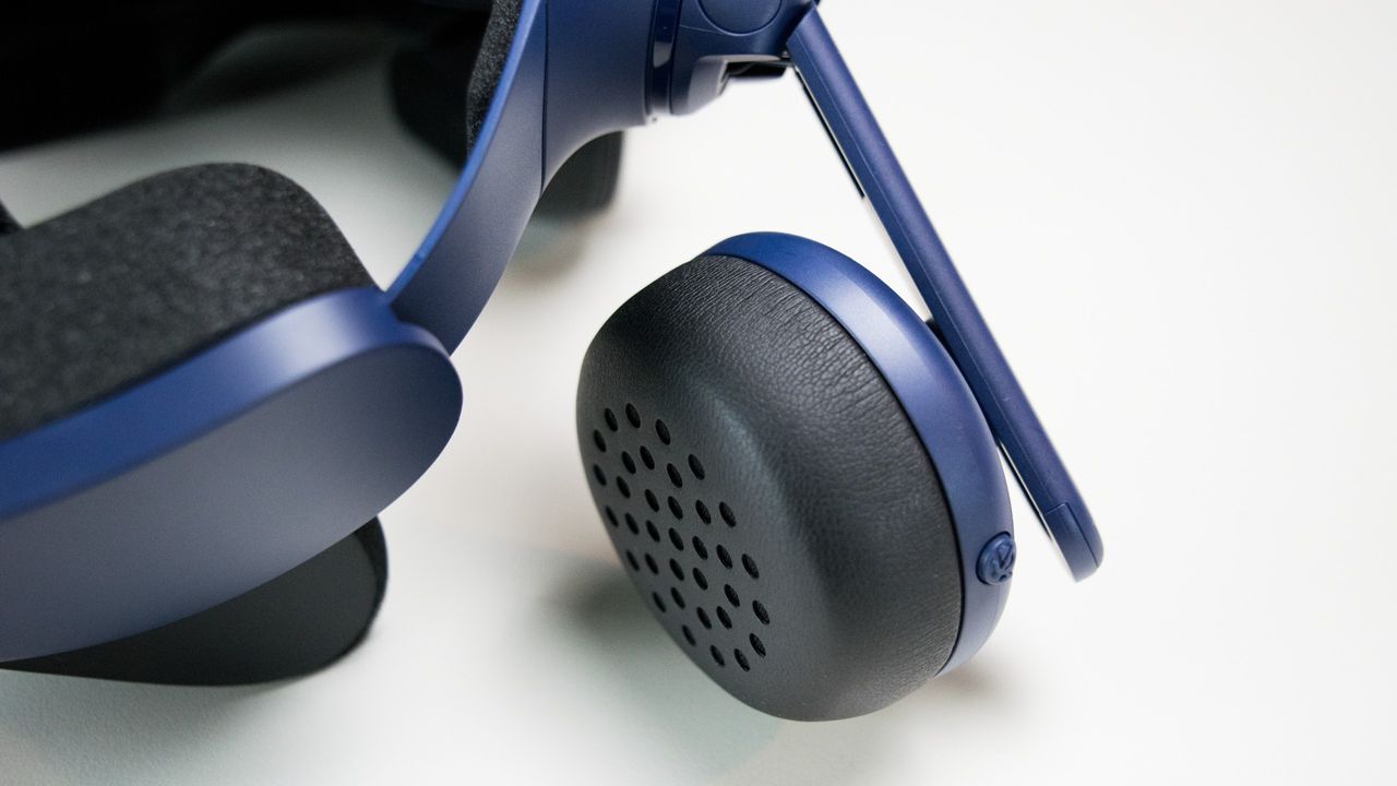 HTC Vive Pro 2