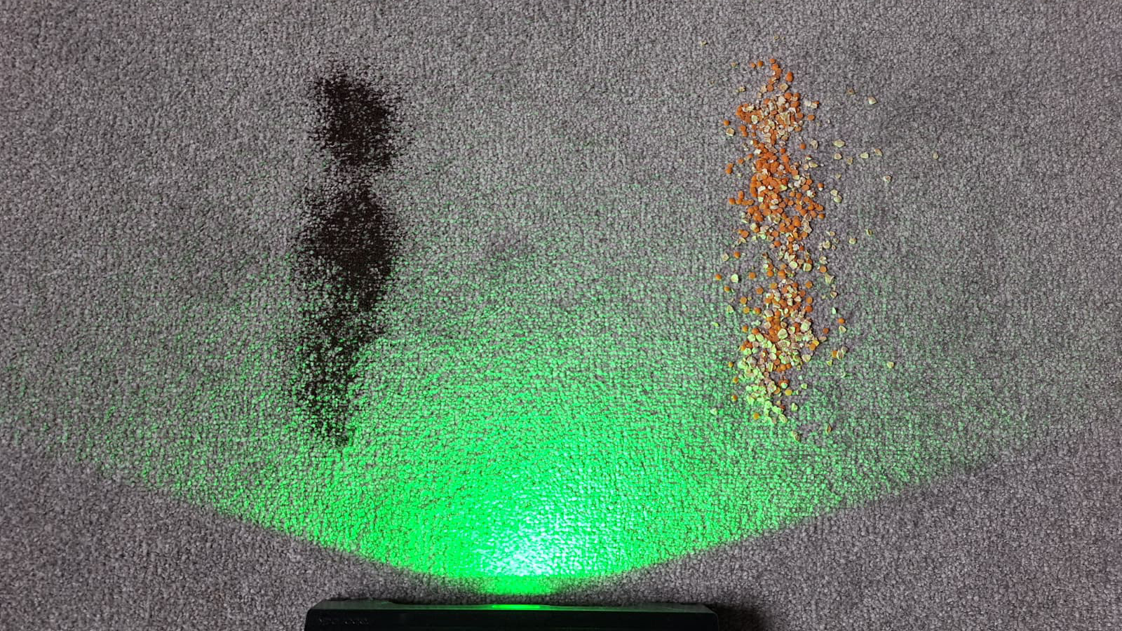 tea and oats / lentils on floor before suction test with Roborock H60 Hub Ultra vacuum