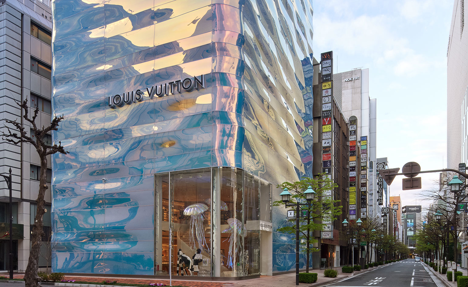 Louis Vuitton unveils its 'water pillar' Ginza flagship in Tokyo - Inside  Retail Asia