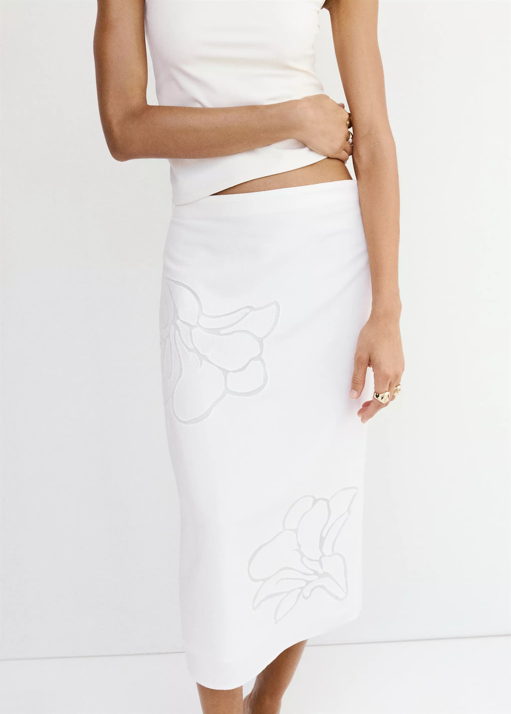 Linen Skirt With Floral Embroidery - Women | Mango United Kingdom