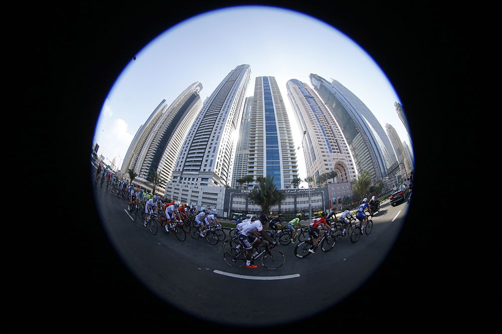 Dubai Tour stage 2 - peloton passes the many skyscrapers in Dubai