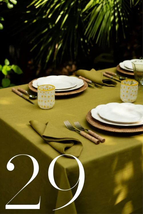 Classic Linen Table Linens in Chartreuse
