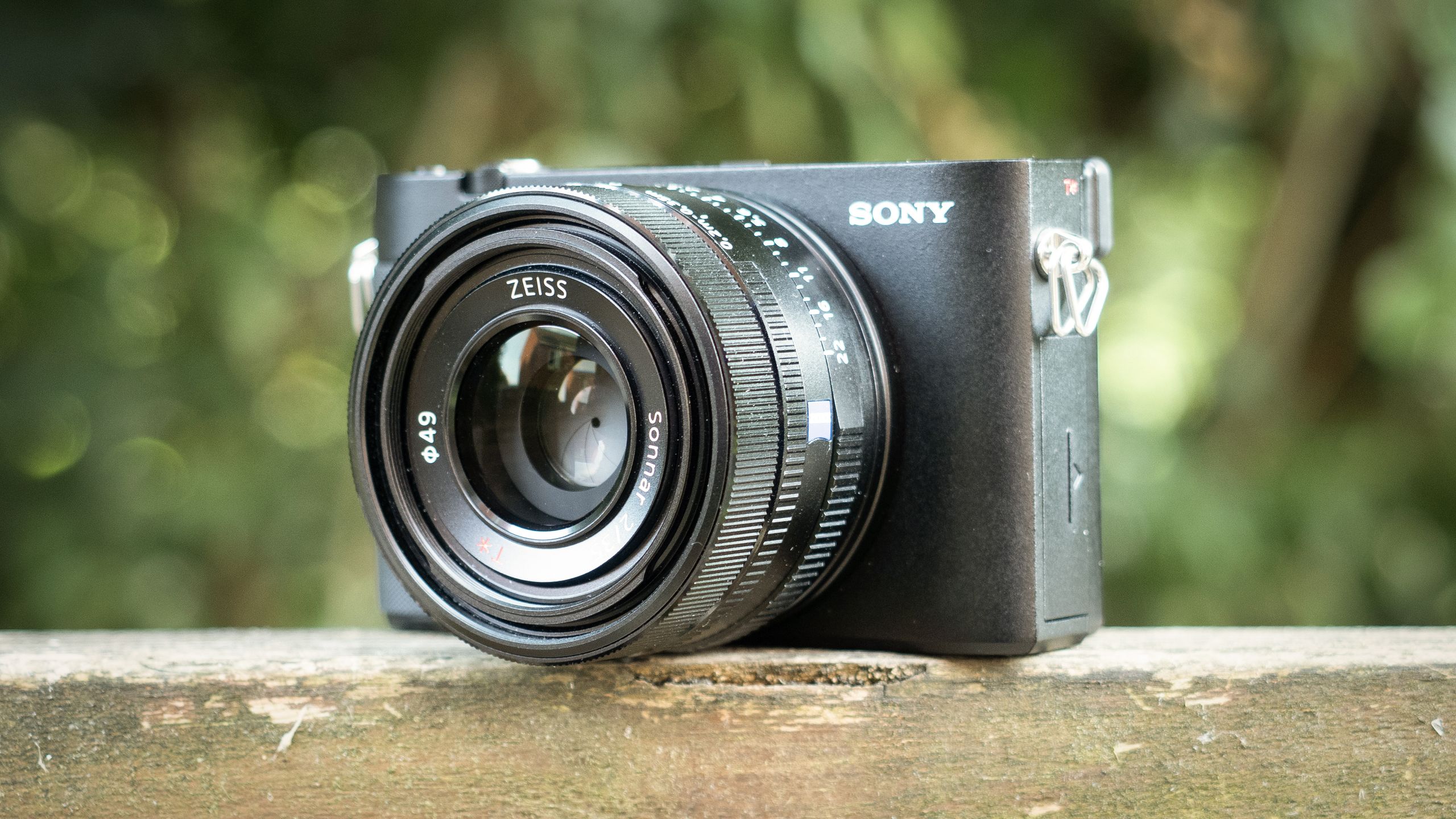 Award-winning compact cameras rarely come at a discount, but this 61MP full-frame model just got a rare price cut