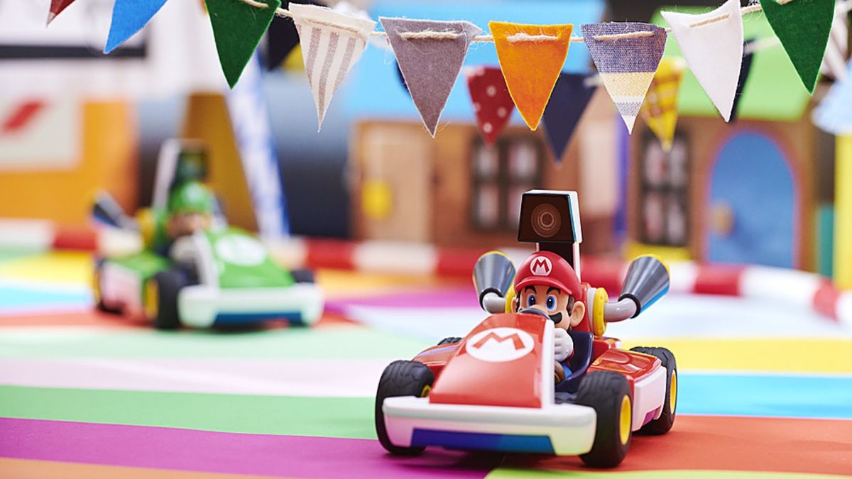 Mario Kart Live: Home Circuit – Official Site