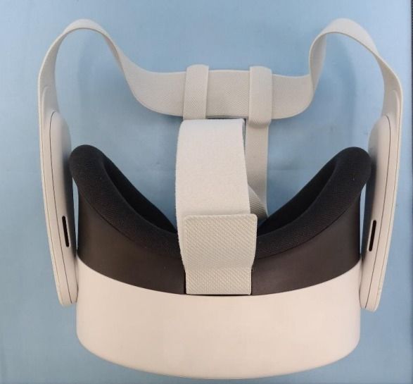 Meta Quest 3S leaked image, top of the headset