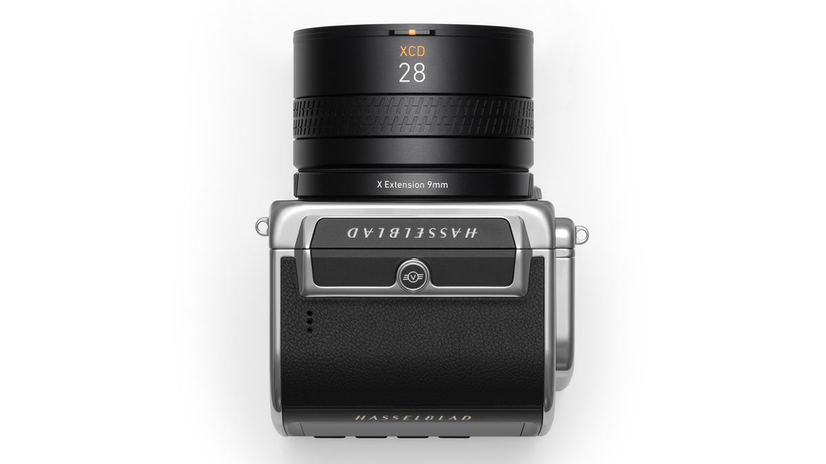 Hasselblad X Extension Tube mounted to a 907X &amp; CFV100C against a white background