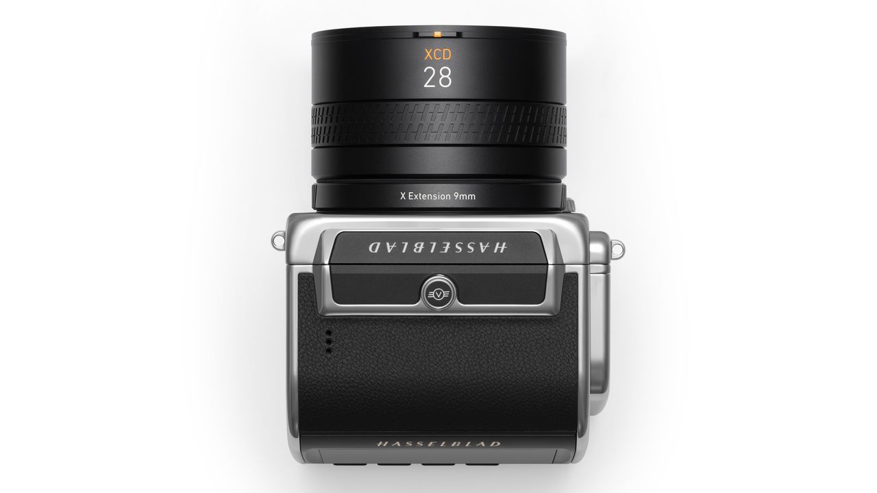 Hasselblad X Extension Tube mounted to a 907X &amp; CFV100C against a white background