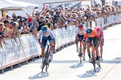 2022 Maryland Cycling Classic end in a four-up sprint