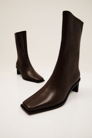 Border Boot - Chocolate