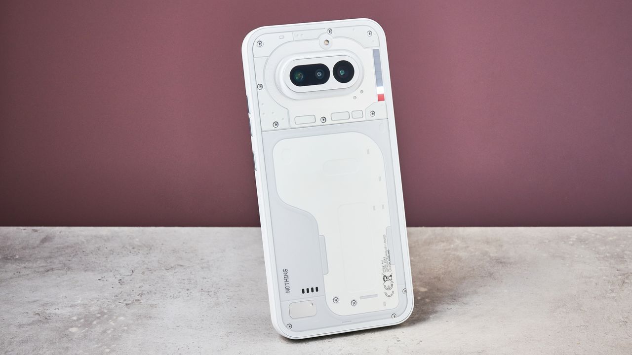 I reviewed Nothing's new budget phone, and it's a sleek, steady performer that impressed me so much that I might not go back to my Samsung