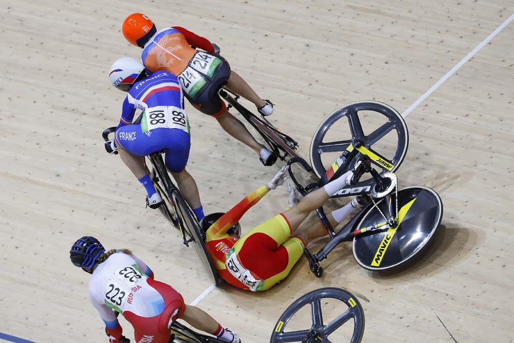 The moment Cueff and Van Riessen headed to the barriers