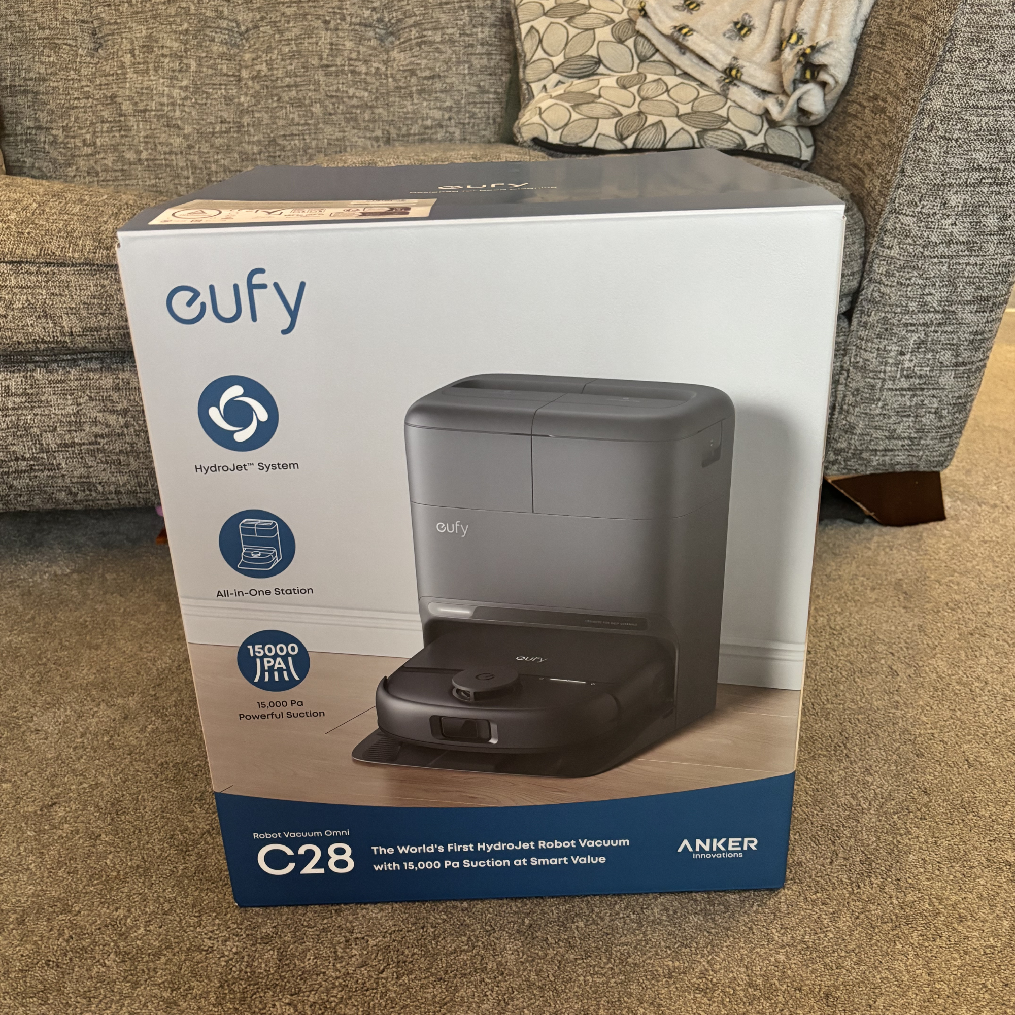 eufy omni c28 Robot Vacuum unboxing 