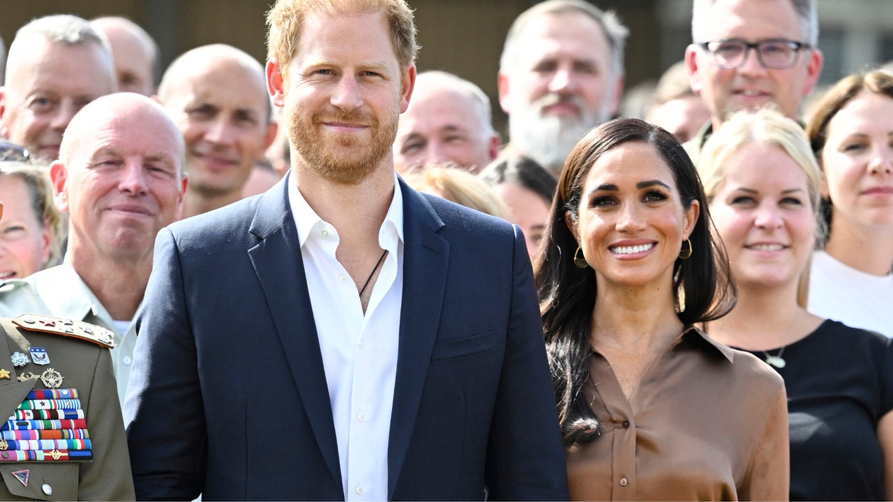 Prince Harry, Duke of Sussex and Meghan, Duchess of Sussex meet with NATO Joint Force Command and families from Italy and Netherlands during day five of the Invictus Games Düsseldorf 2023 on September 14, 2023 in Dusseldorf, Germany.