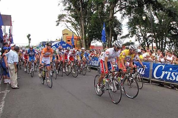 The stage start in San Carlos