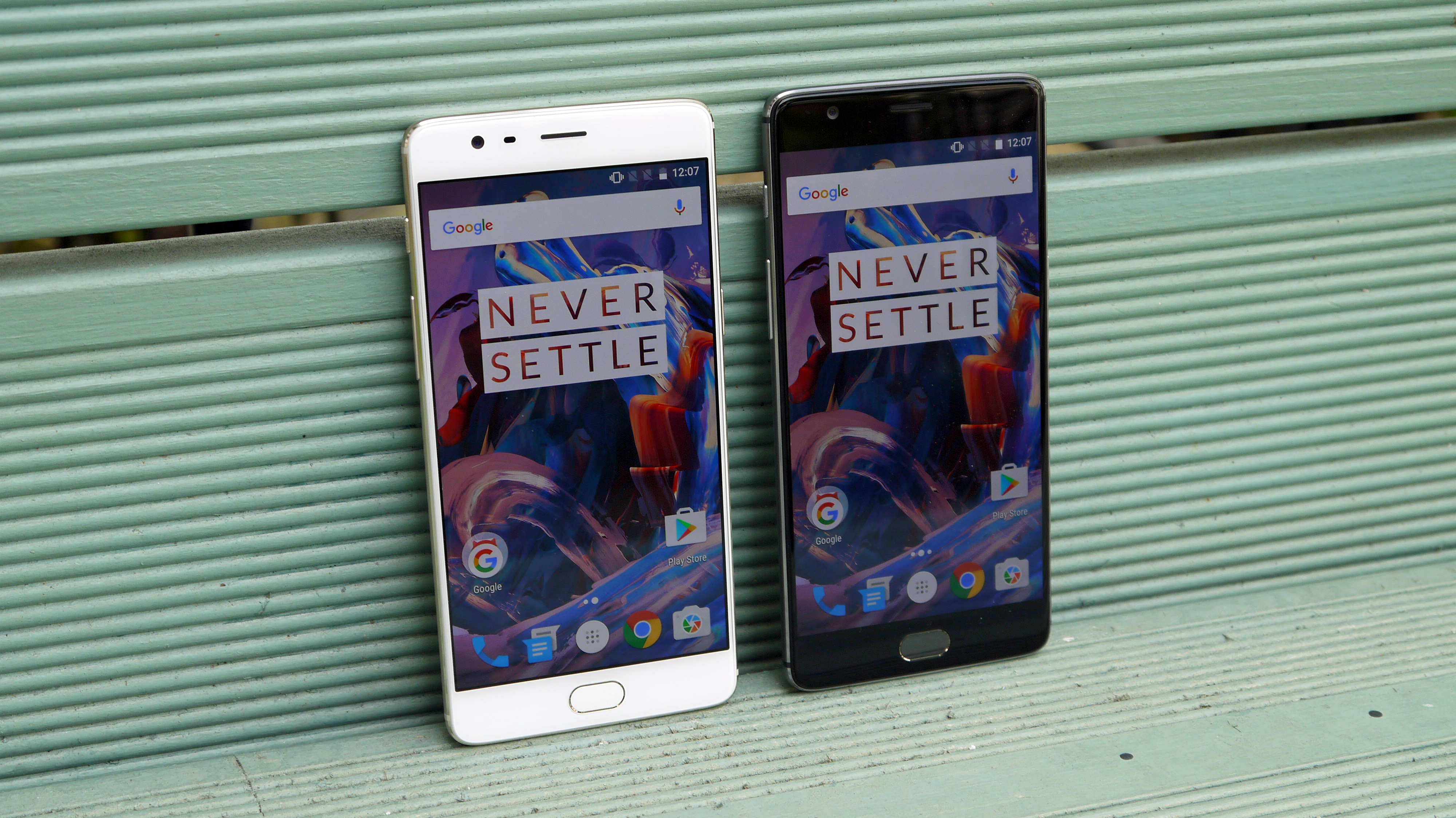 OnePlus 3 in Black and White