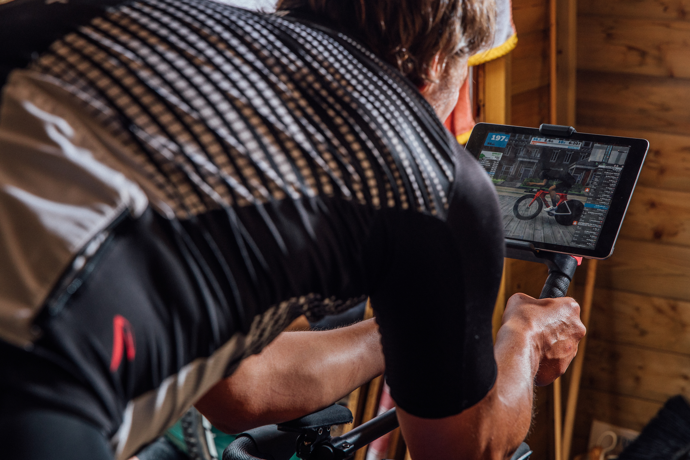 Indoor training on virtual platform