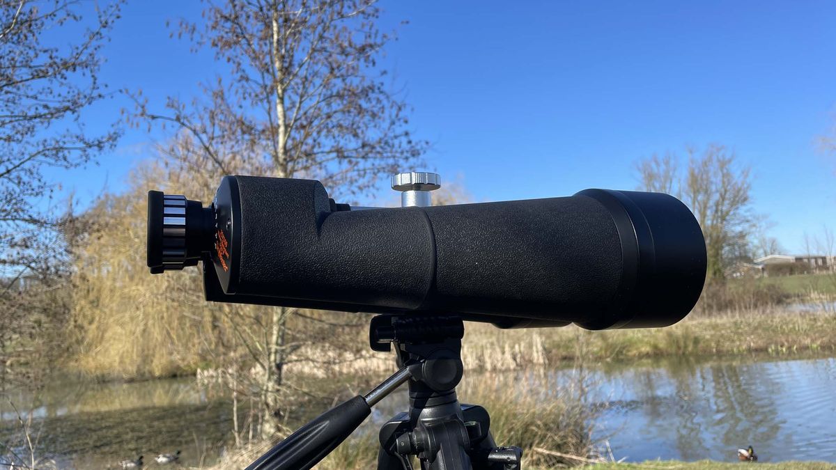 Celestron SkyMaster 25x100 binocular review