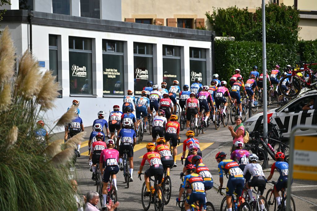 LA GRANDE BEROCHE SWITZERLAND SEPTEMBER 06 A general view of the peloton prior to the 3rd Tour de Romandie Feminin 2024 Stage 1 a 1338km stage from La Grande Beroche to Lausanne 511m UCIWWT on September 06 2024 in La Grande Beroche Switzerland Photo by Luc ClaessenGetty Images