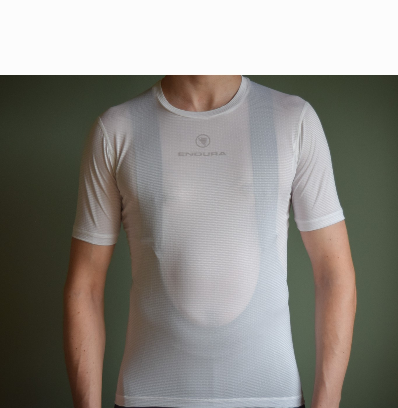 A man wearing the Endura Translite II base layer 