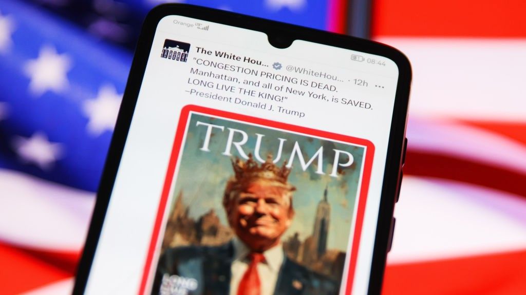 The White House&#039;s official X account retweets Donald Trump&#039;s message – together with a mocked-up front page similar to a Time magazine cover